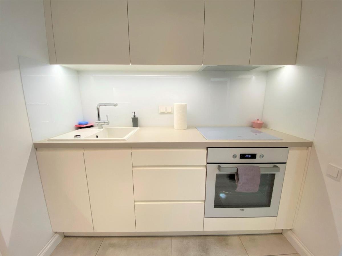 Exclusive 2Br! Apartment In Center +Netflix +Gym Варшава Экстерьер фото